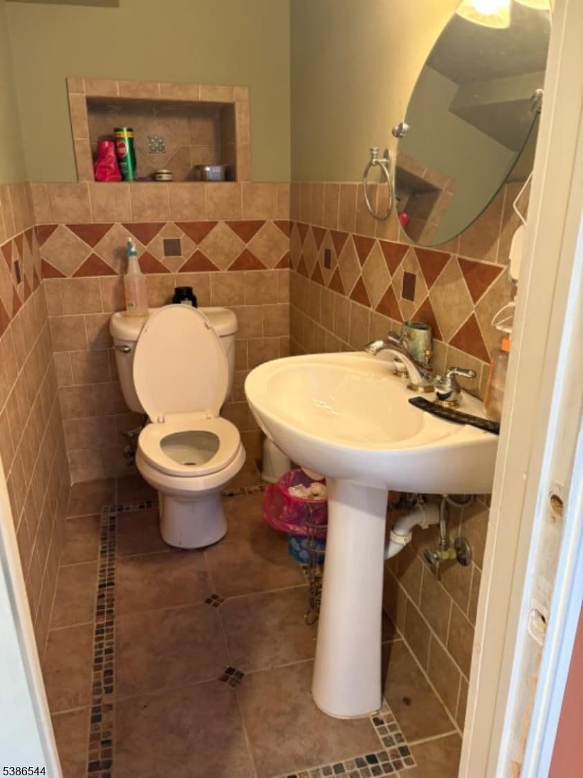 910 Apgar Ter, Rahway City, Union photo 3