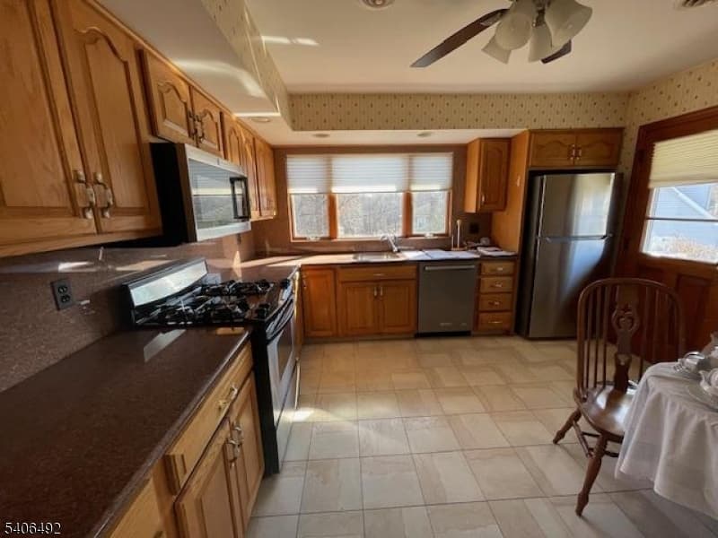 37-39 Edison Dr, Summit City, Union photo 7