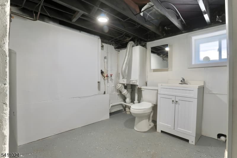 401 Burroughs Ter, Union Twp., Union photo 28