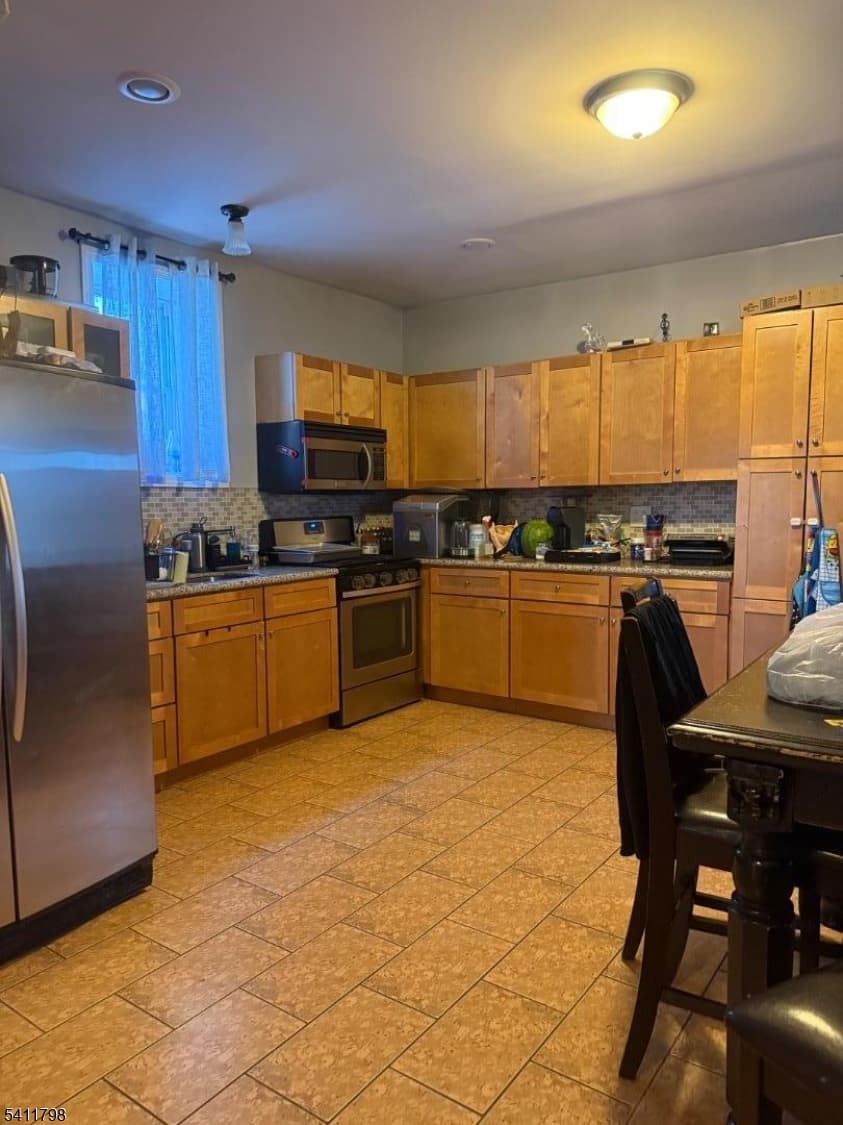 608 Adams Ave, Elizabeth City, Union photo 3