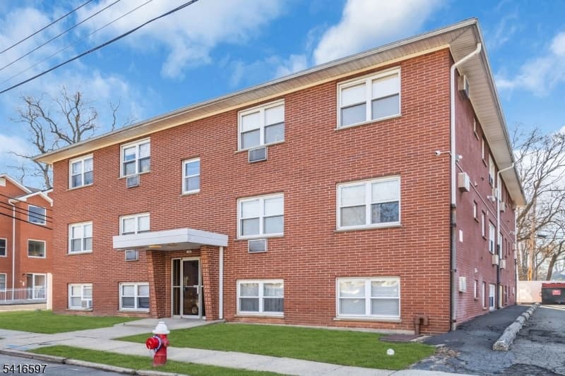 100 Luttgen Pl, Linden City, Union