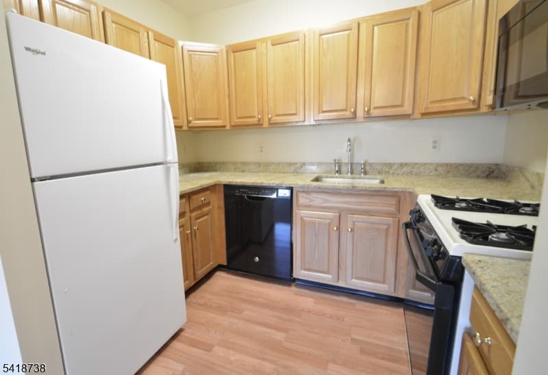 37 Park Edge, Berkeley Heights Twp., Union photo 10