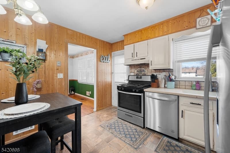 556 Valley Rd, Clark Twp., Union photo 18