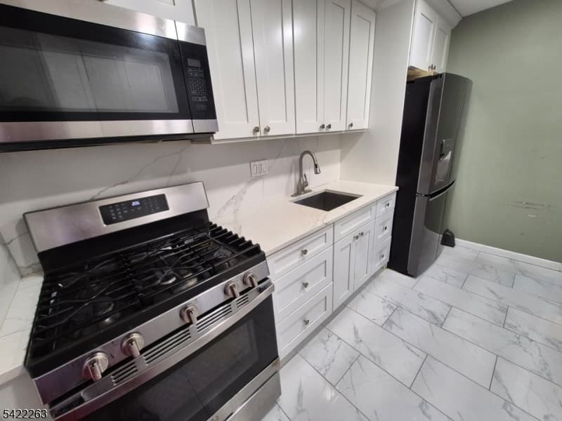 66 Independence Dr, Roselle Boro, Union photo 12