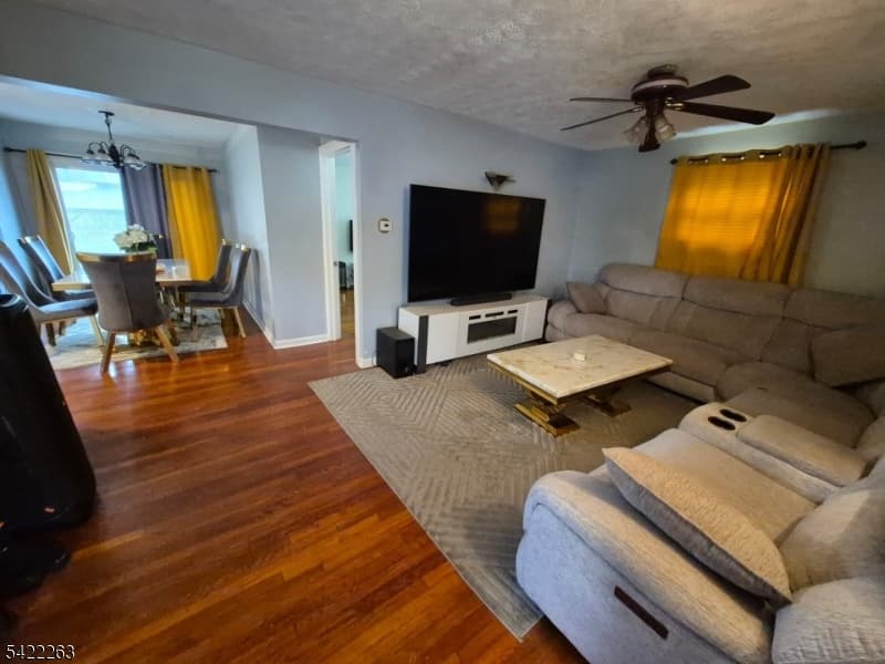 66 Independence Dr, Roselle Boro, Union photo 5