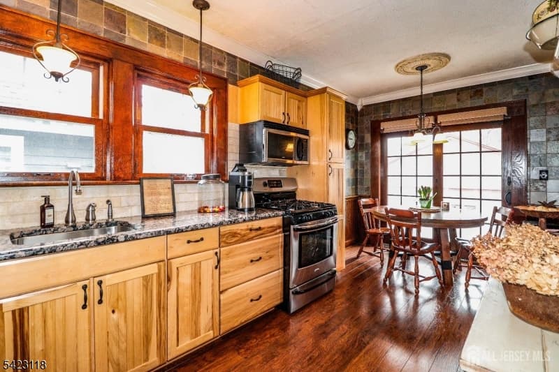 544 W Meadow Ave, Rahway City, Union photo 13