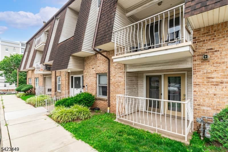 100 W Grand St, Elizabeth City, Union photo 2