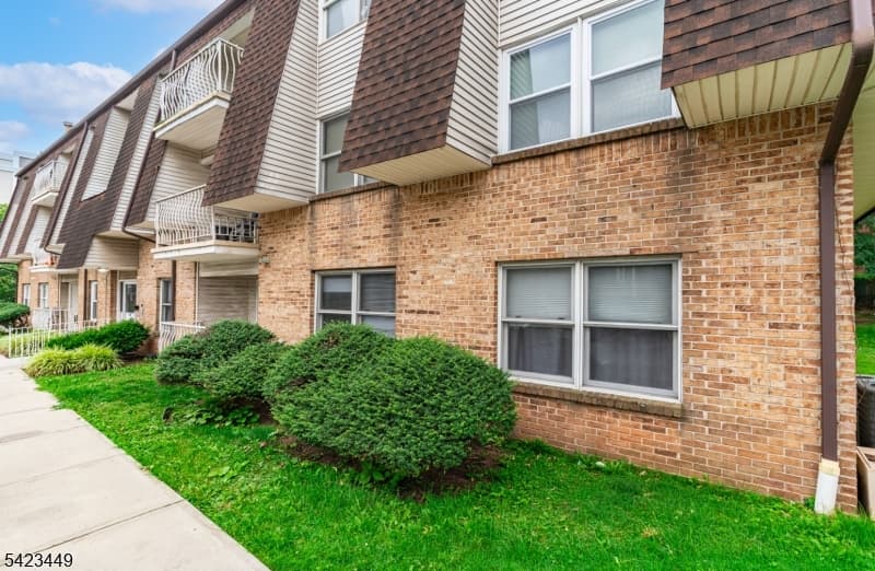100 W Grand St, Elizabeth City, Union photo 3