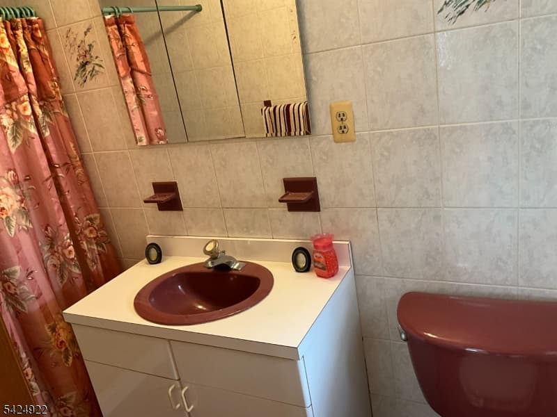 910 Orchard Ter, Linden City, Union photo 7