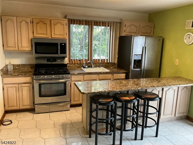 910 Orchard Ter, Linden City, Union photo 8