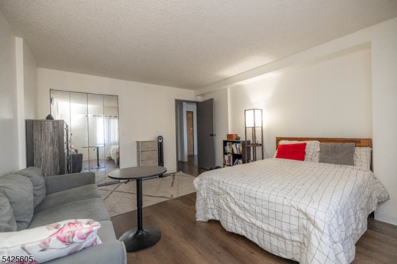 10 N Wood Ave, Linden City, Union photo 11