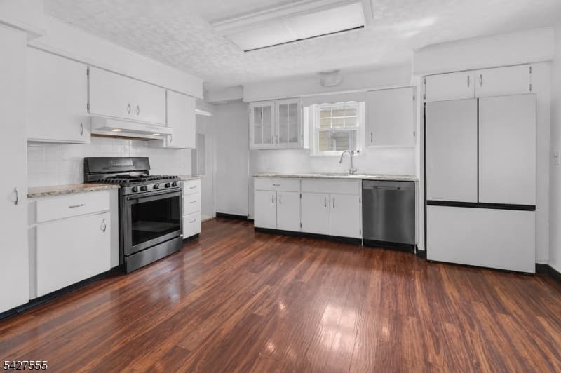 717 Galvin Ave, Roselle Boro, Union photo 5