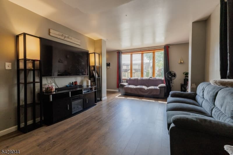 627 Van Buren Ave, Linden City, Union photo 12