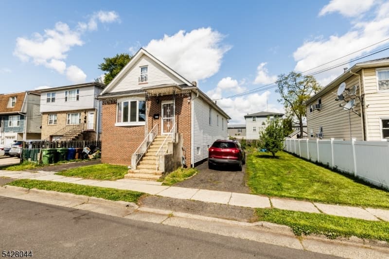 627 Van Buren Ave, Linden City, Union photo 2
