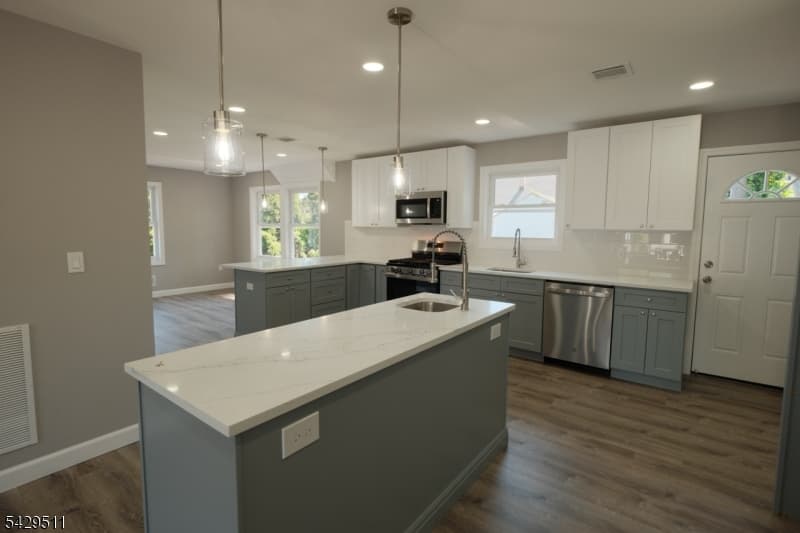 2815 N Wood Ave, Linden City, Union photo 2