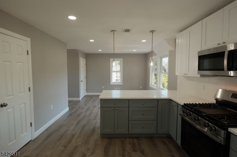 2815 N Wood Ave, Linden City, Union photo 20
