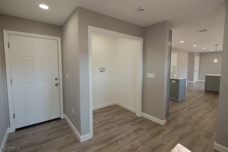 2815 N Wood Ave, Linden City, Union photo 22