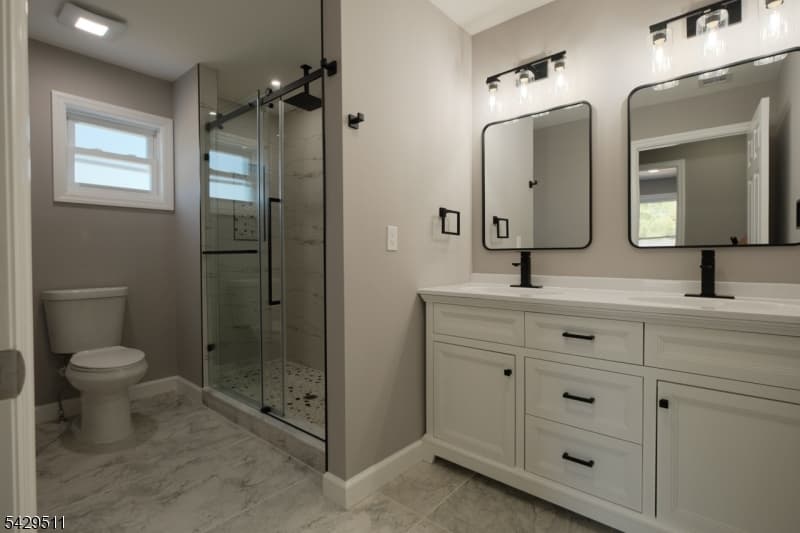 2815 N Wood Ave, Linden City, Union photo 3