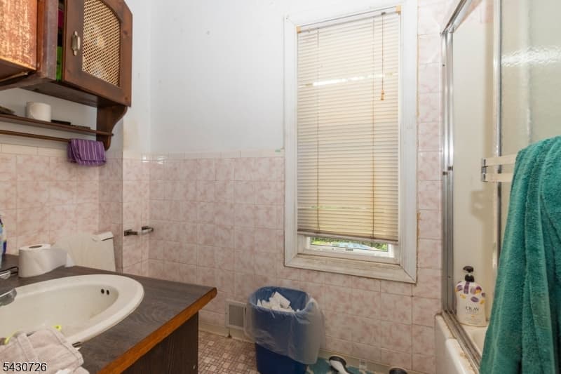 230 Aldene Rd, Roselle Boro photo 12