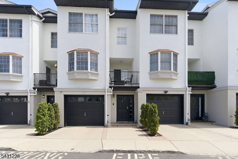 7 Harbor Front Ct. Unit C7, Elizabeth City, Union