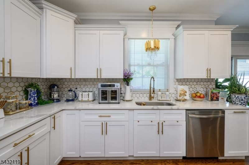 1019 Bishop Evans Way, Linden City, Union photo 12