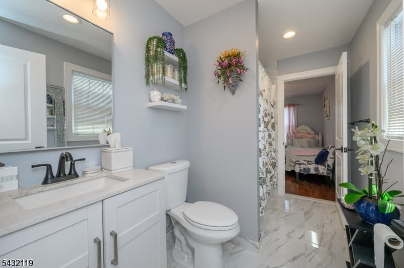 1019 Bishop Evans Way, Linden City, Union photo 23