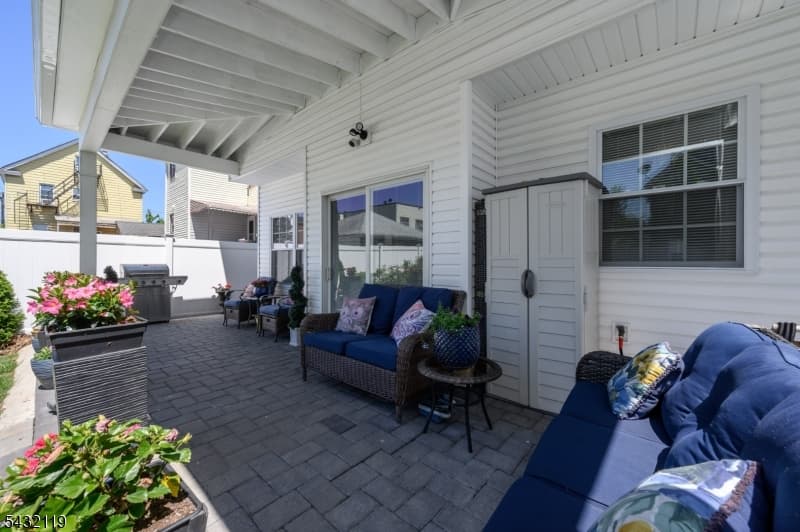 1019 Bishop Evans Way, Linden City, Union photo 33