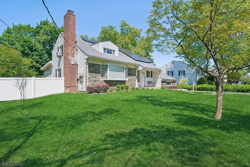 215 Exeter Way, Hillside Twp., Union photo 3