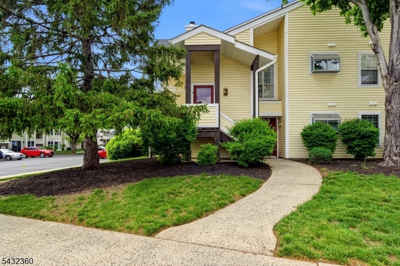 703 Pinehurst-10, Union Twp., Union