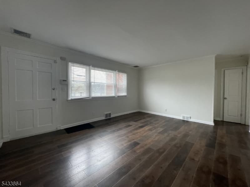 1584 Walker Ave, Union Twp., Union photo 3