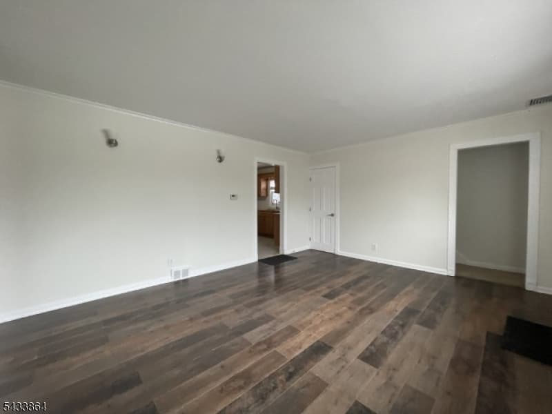 1584 Walker Ave, Union Twp., Union photo 5