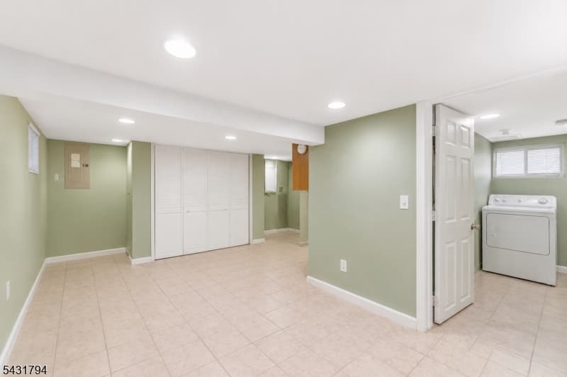 219 Hollywood Ave, Hillside Twp. photo 14