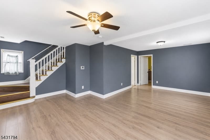 219 Hollywood Ave, Hillside Twp. photo 3