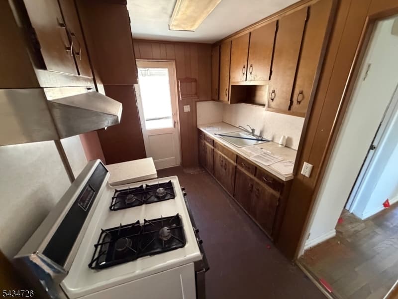 2229 Paff Pl, Scotch Plains Twp., Union photo 5