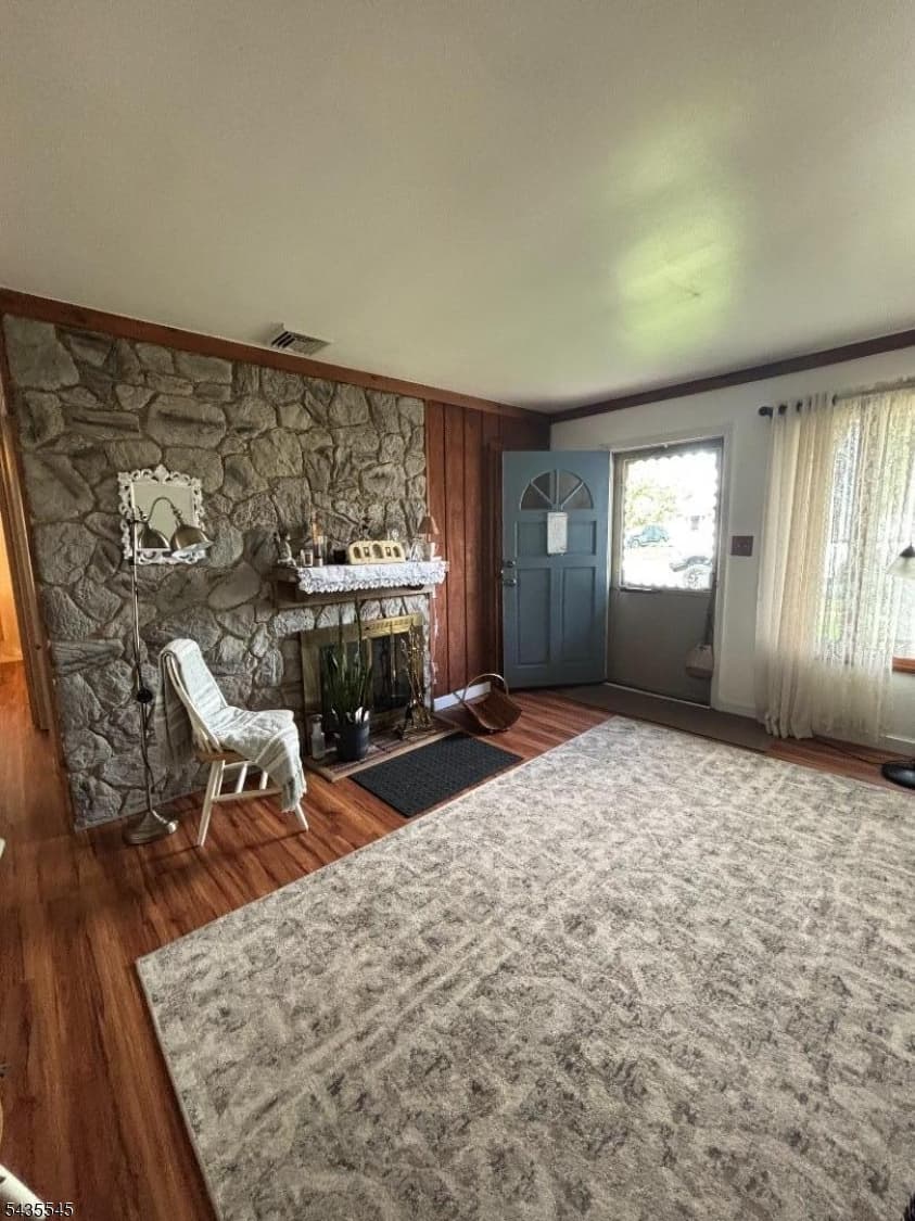 492 Booth Ct, Rahway City, Union photo 3