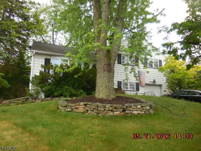 35 Garside Pl, Clark Twp., Union photo 2