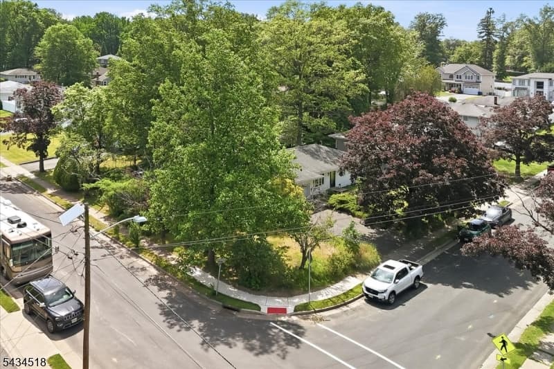 160 Hayes Ave, Clark Twp., Union photo 13