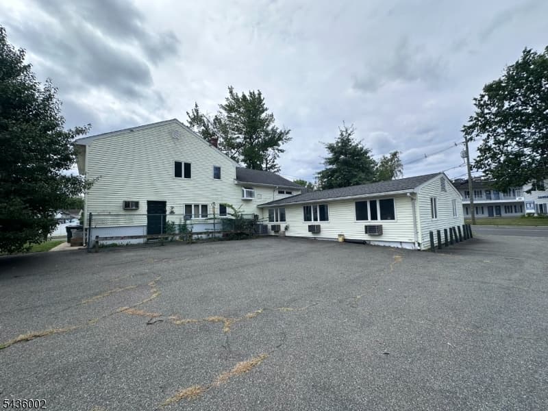 6 Grand St, Clark Twp. photo 4