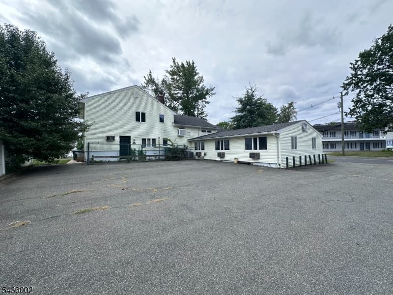 6 Grand St, Clark Twp. photo 5