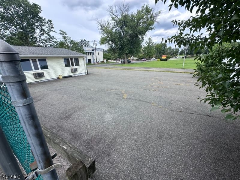 6 Grand St, Clark Twp. photo 8