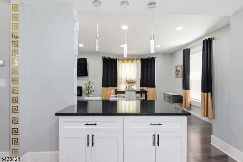 245 W 3Rd Ave, Roselle Boro, Union photo 10