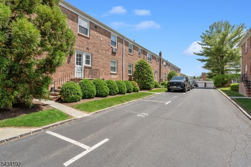 68-86 New England Ave, Summit City, Union photo 15