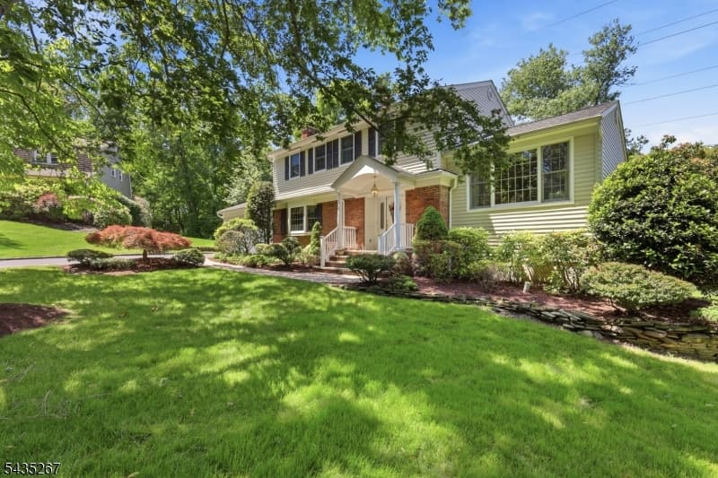 20 Coachman Ct, Berkeley Heights Twp., Union