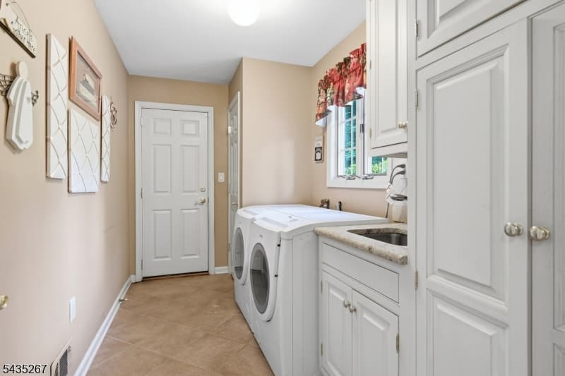 20 Coachman Ct, Berkeley Heights Twp., Union photo 23