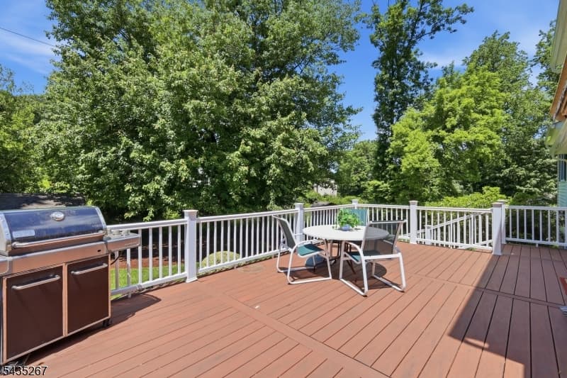 20 Coachman Ct, Berkeley Heights Twp., Union photo 27
