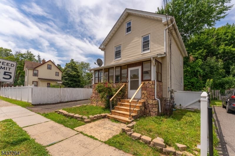 835 E 2nd St, Plainfield City, Union