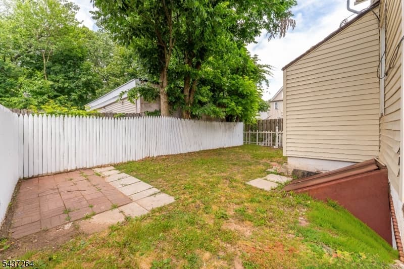 835 E 2nd St, Plainfield City, Union photo 24