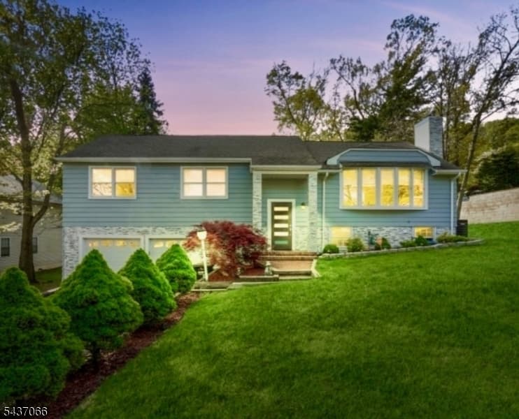 1626 Larkspur Dr, Mountainside Boro, Union