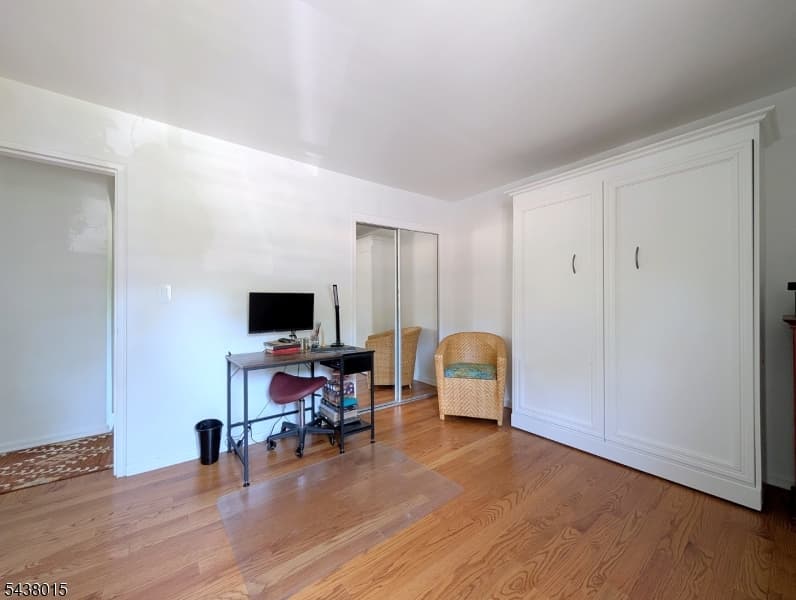 9 West Ct, Westfield Town, Union photo 14