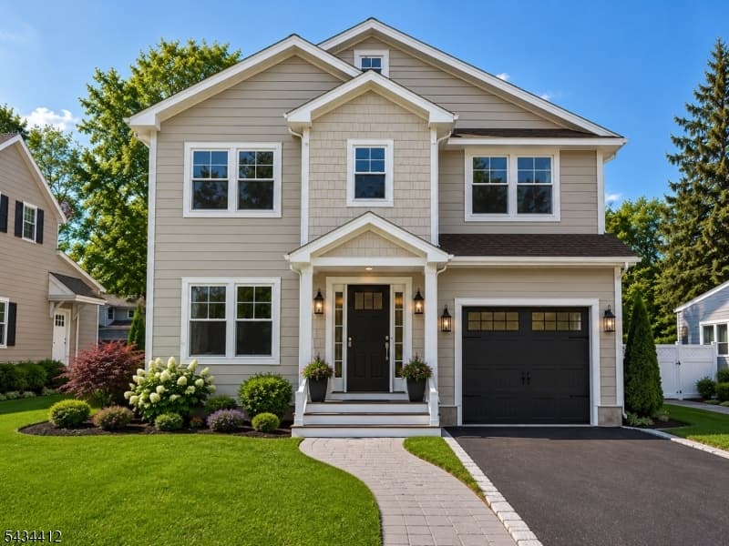 14 Holmes Oval, New Providence Boro, Union